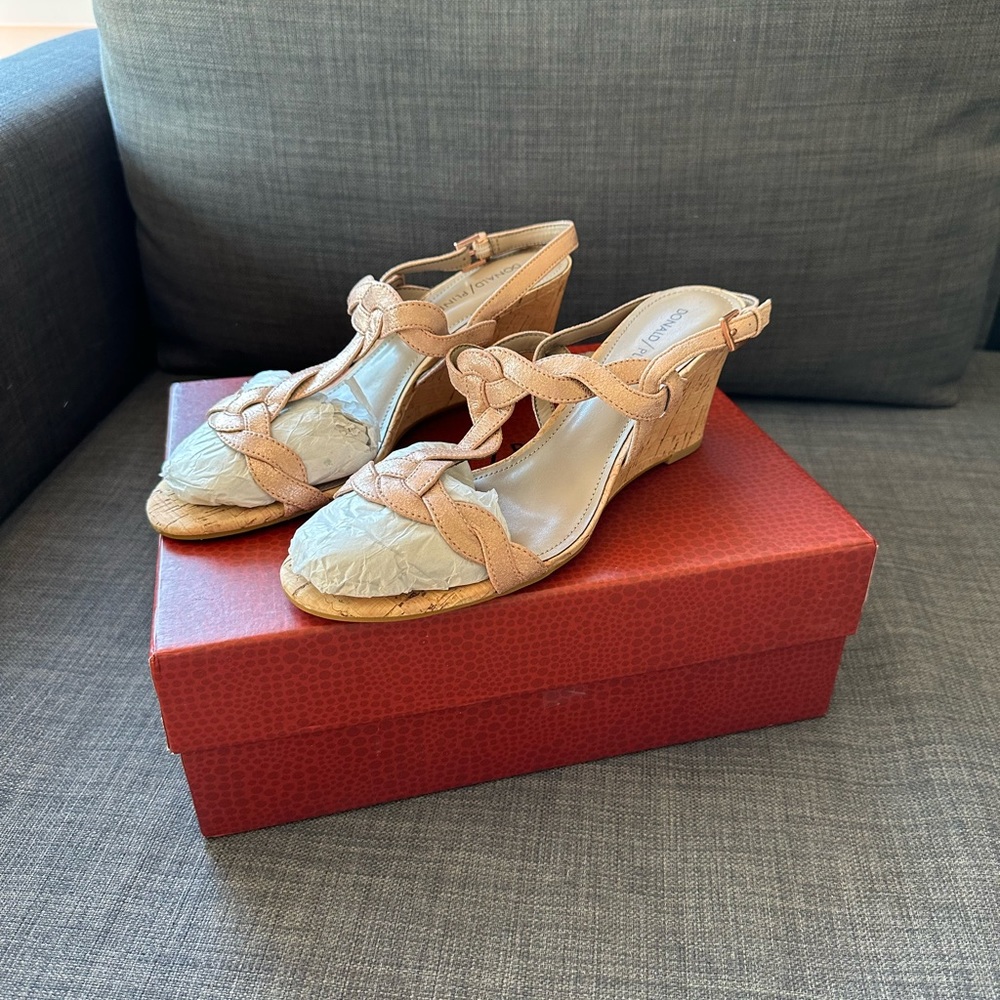 New Donald Pliner “Jooli” Leather Wedge Sandal